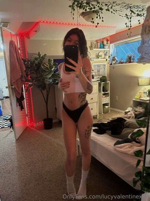lucyvalentinexxx-1 photo #16 photo n 16