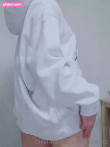 yuriyuriyurina9 - Thumb