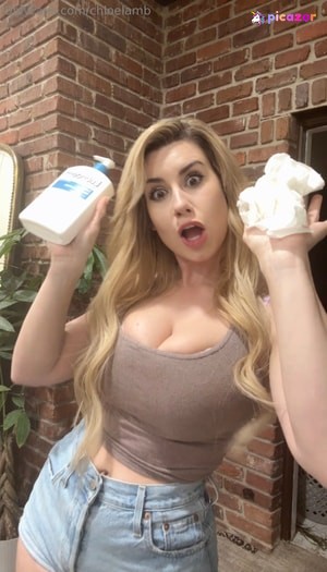 Chloe Lamb N67