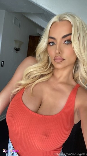 lindsey-pelas photo #2589 photo n 2589