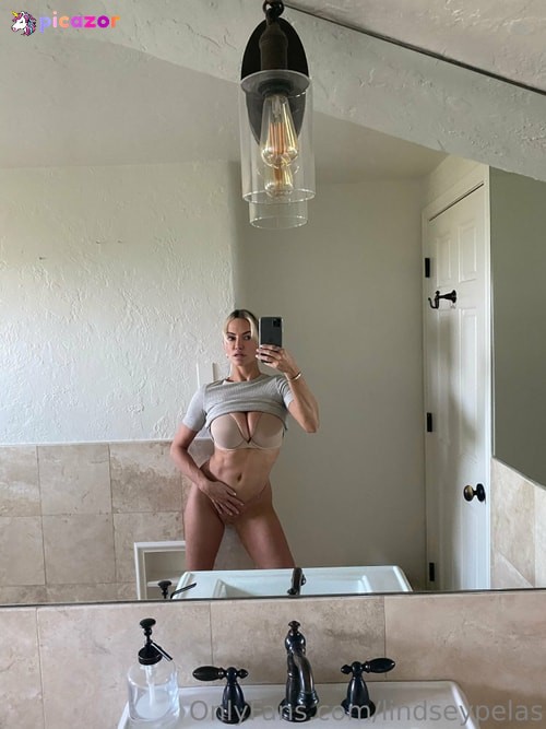 Lindsey Pelas - Image