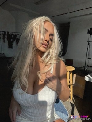 lindsey-pelas photo #2613 photo n 2613