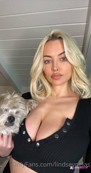 lindsey-pelas photo #2520 photo n 2520