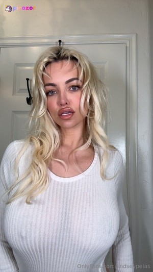 lindsey-pelas photo #2418 photo n 2418