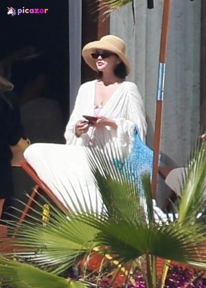 selena-gomez-1 photo #370 photo n 370