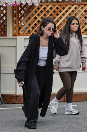 selena-gomez-1 photo #322 photo n 322
