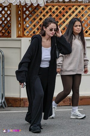 selena-gomez-1 photo #321 photo n 321