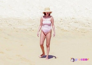 Selena Gomez N41