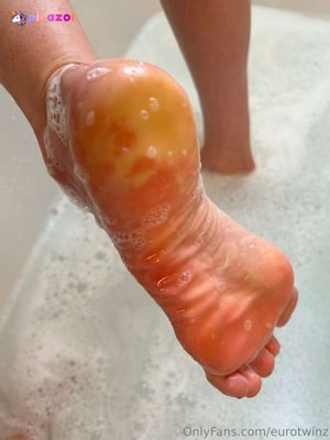eurotwinz - Thumb