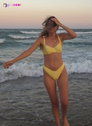ally-sheehan photo #8 photo n 8