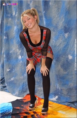 halee-model photo #764 photo n 764