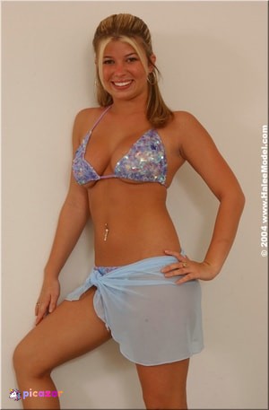 halee-model photo #394 photo n 394