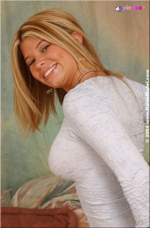 halee-model photo #368 photo n 368