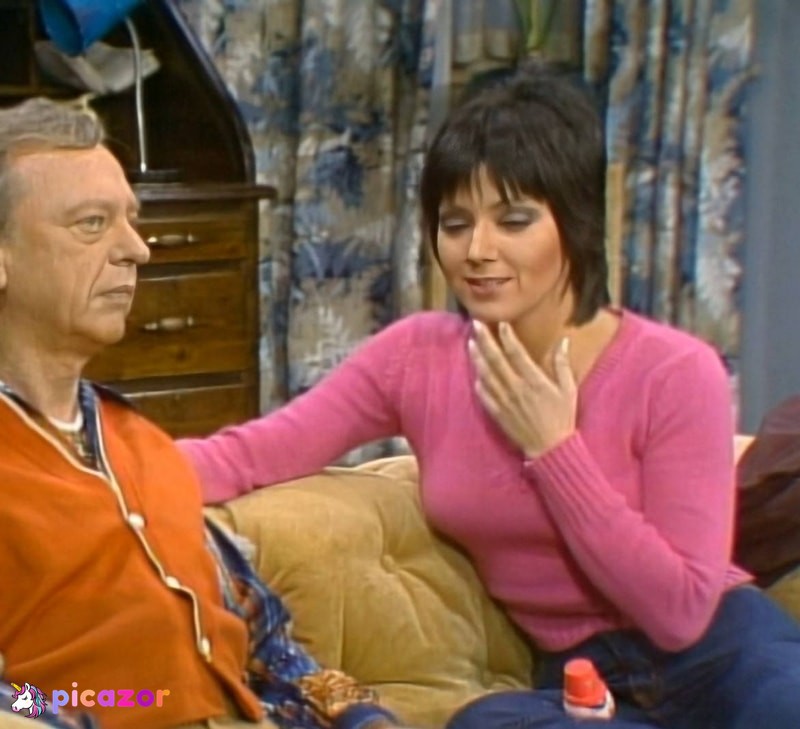 Joyce Dewitt N79