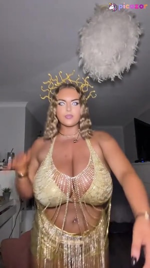 liv-jones video #48 photo n 48