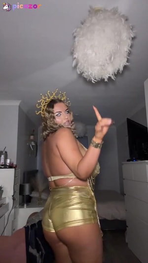 liv-jones video #50 photo n 50