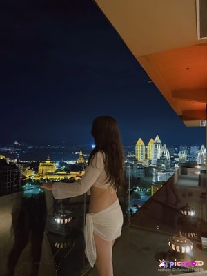 rainie photo #2 photo n 2