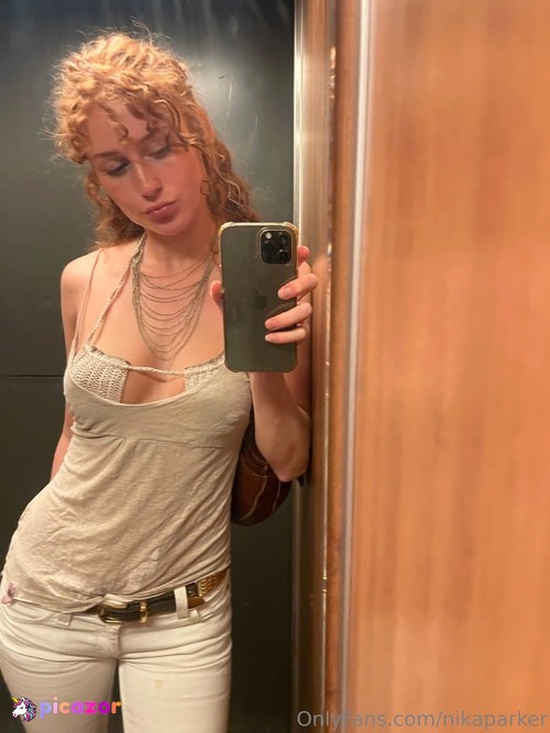 Nika Parker - Image