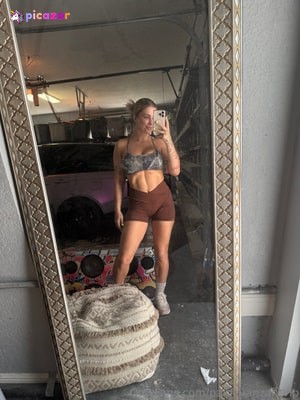 Paige Vanzant - Thumb