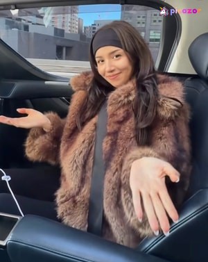 Pokimane - Thumb