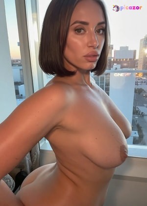 yesjulz-fakes photo #2 photo n 2