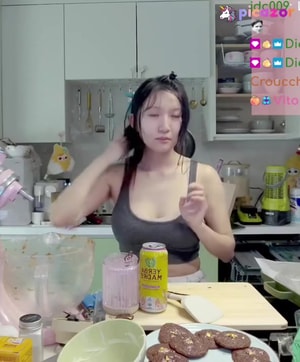 aria-saki video #2 photo n 2