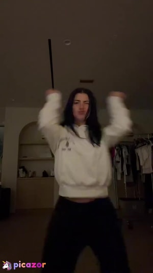 charli-damelio video #571 photo n 571