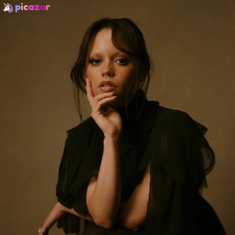 Jenna Ortega N117