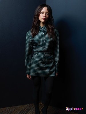 Jenna Ortega N13