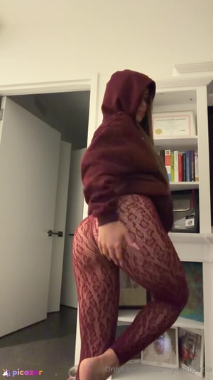 yanet-garcia video #230 photo n 230