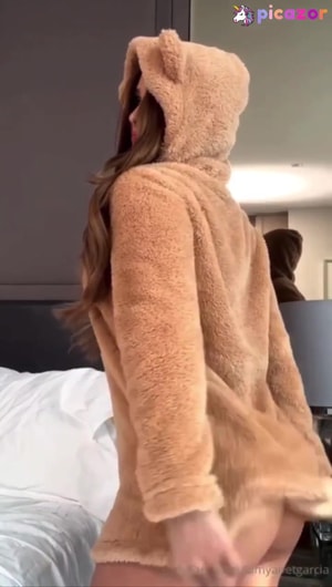 yanet-garcia video #197 photo n 197