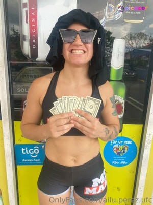 Ailin Perez - Thumb