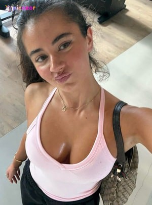 Christina Van Solingen - Thumb