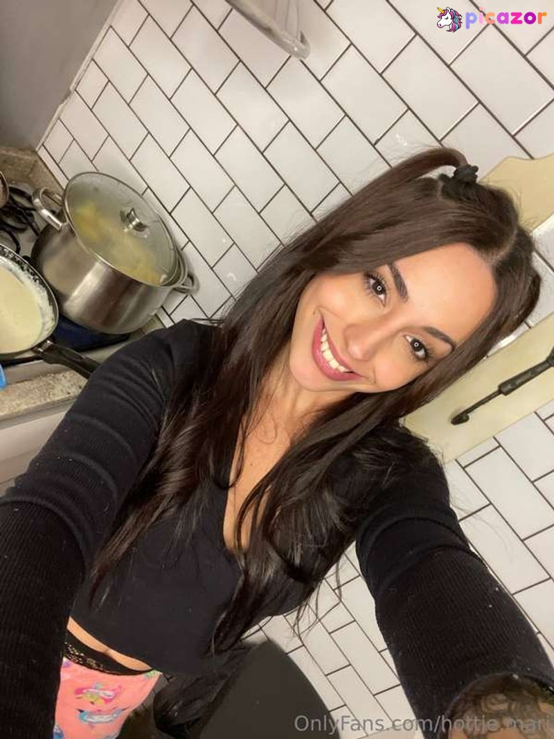 hottie mari N31