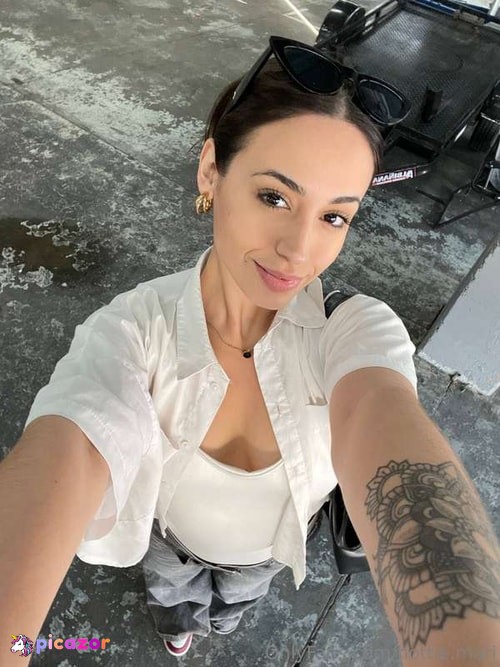 hottie mari - Image