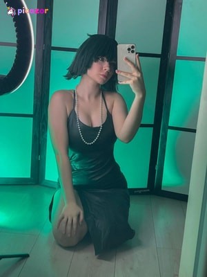Eva Gros N1