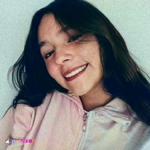 Andrea Yaraví  N18