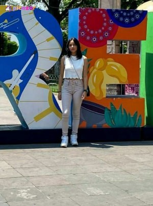 Andrea Yaraví  N12