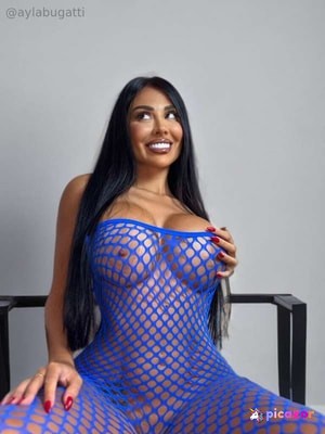 aylabugatti - Thumb