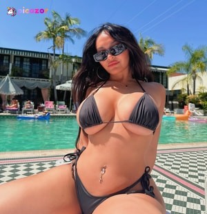 stella-hudgens-5 photo #536 photo n 536