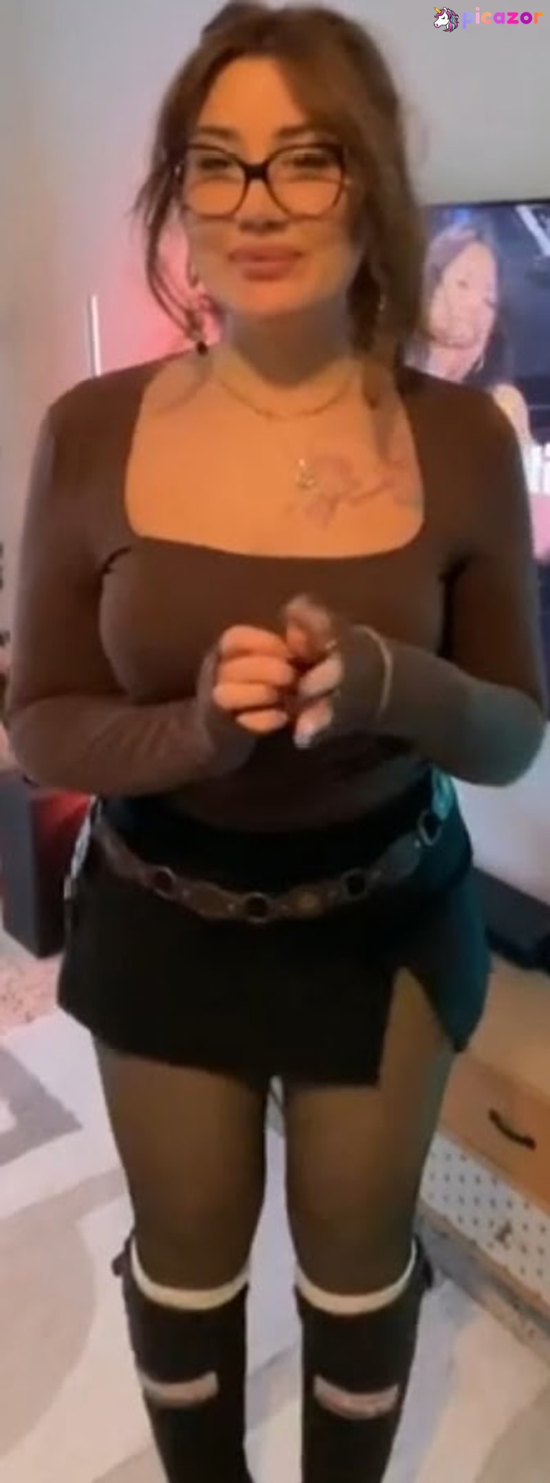 Özge Azunyan N14
