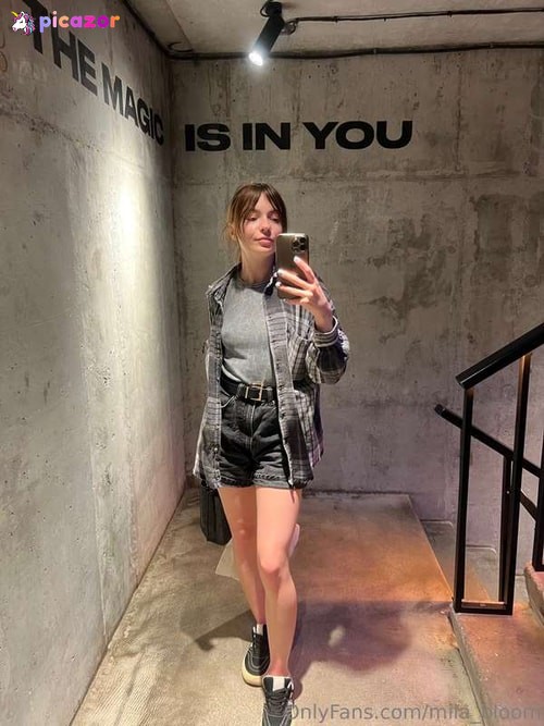 mila_bloom - Image