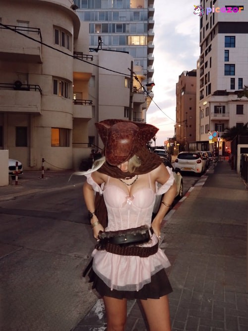 Ella Netzer - Image