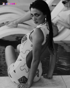 mishka-chantal-silva-1 photo #226 photo n 226