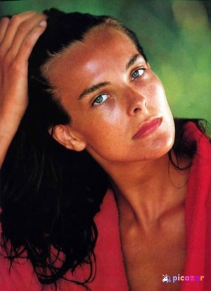 carole-bouquet photo #1 photo n 1