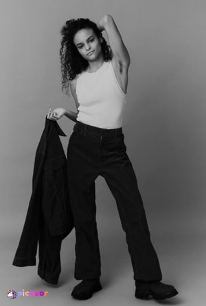 chloe-lea photo #6 photo n 6