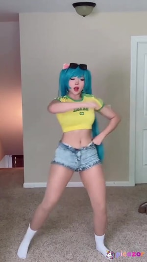 hatsune-miku-cosplay video #25 photo n 25