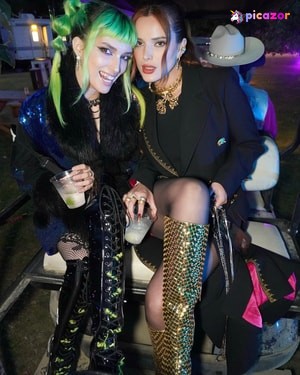bella-thorne photo #682 photo n 682