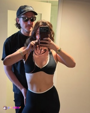 bella-thorne photo #669 photo n 669