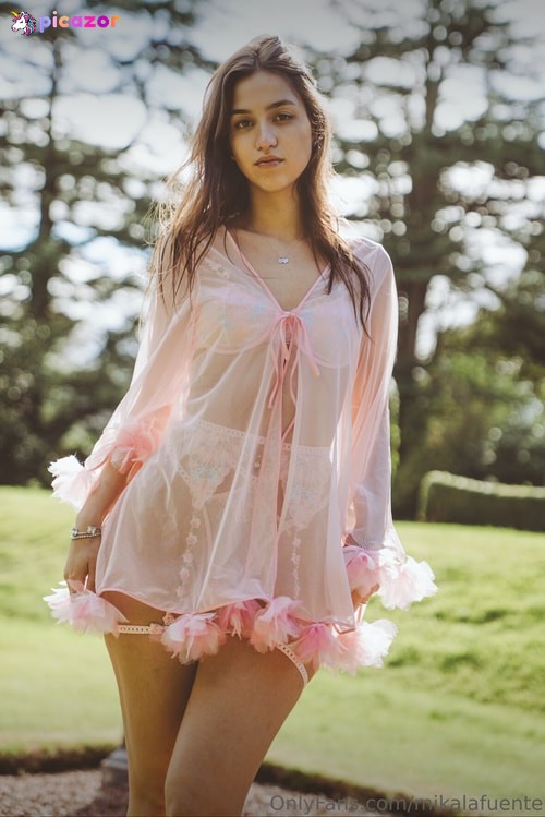 Mikaela Lafuente - Image